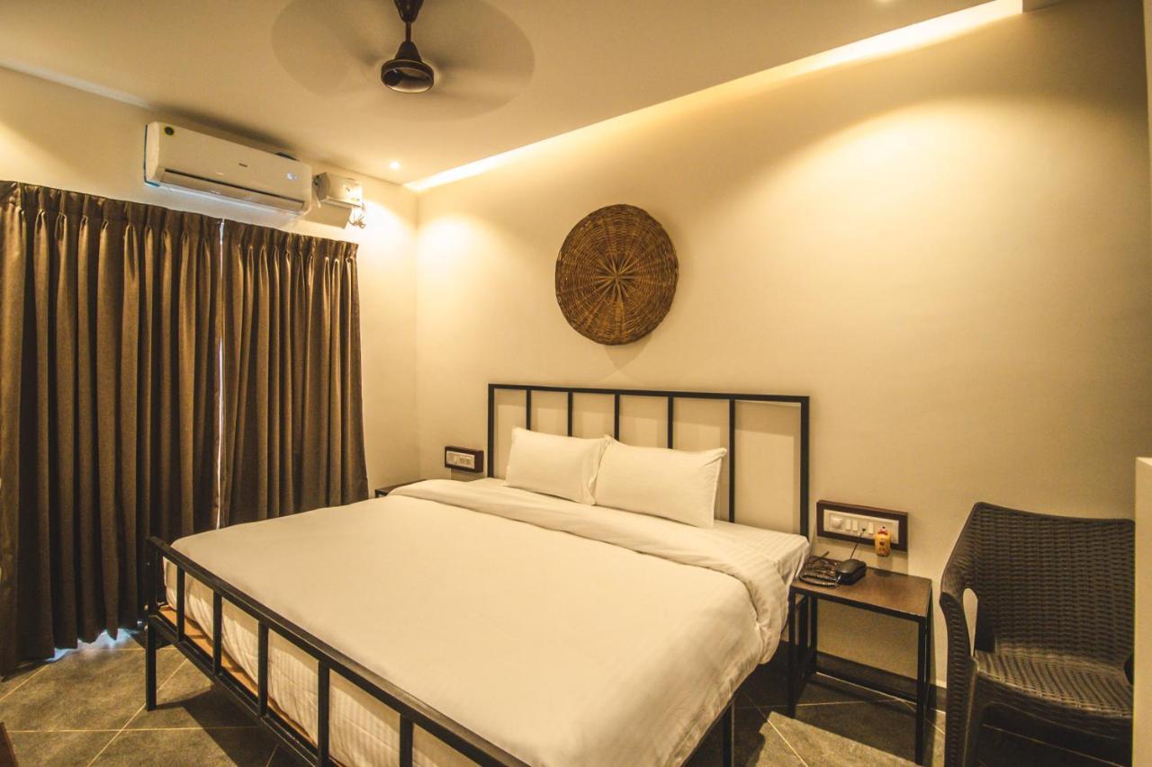 Amber Rooms Porvorim Exterior foto