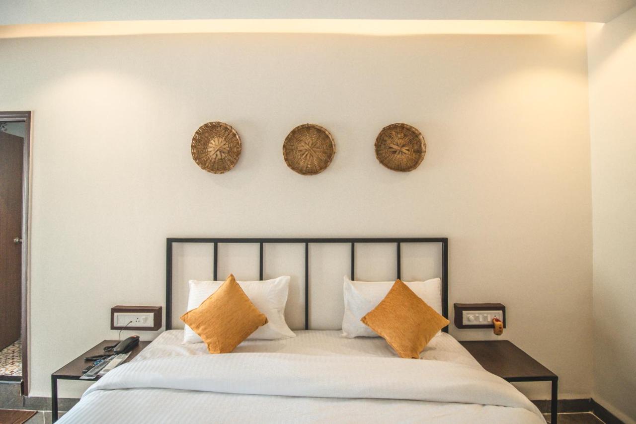 Amber Rooms Porvorim Exterior foto
