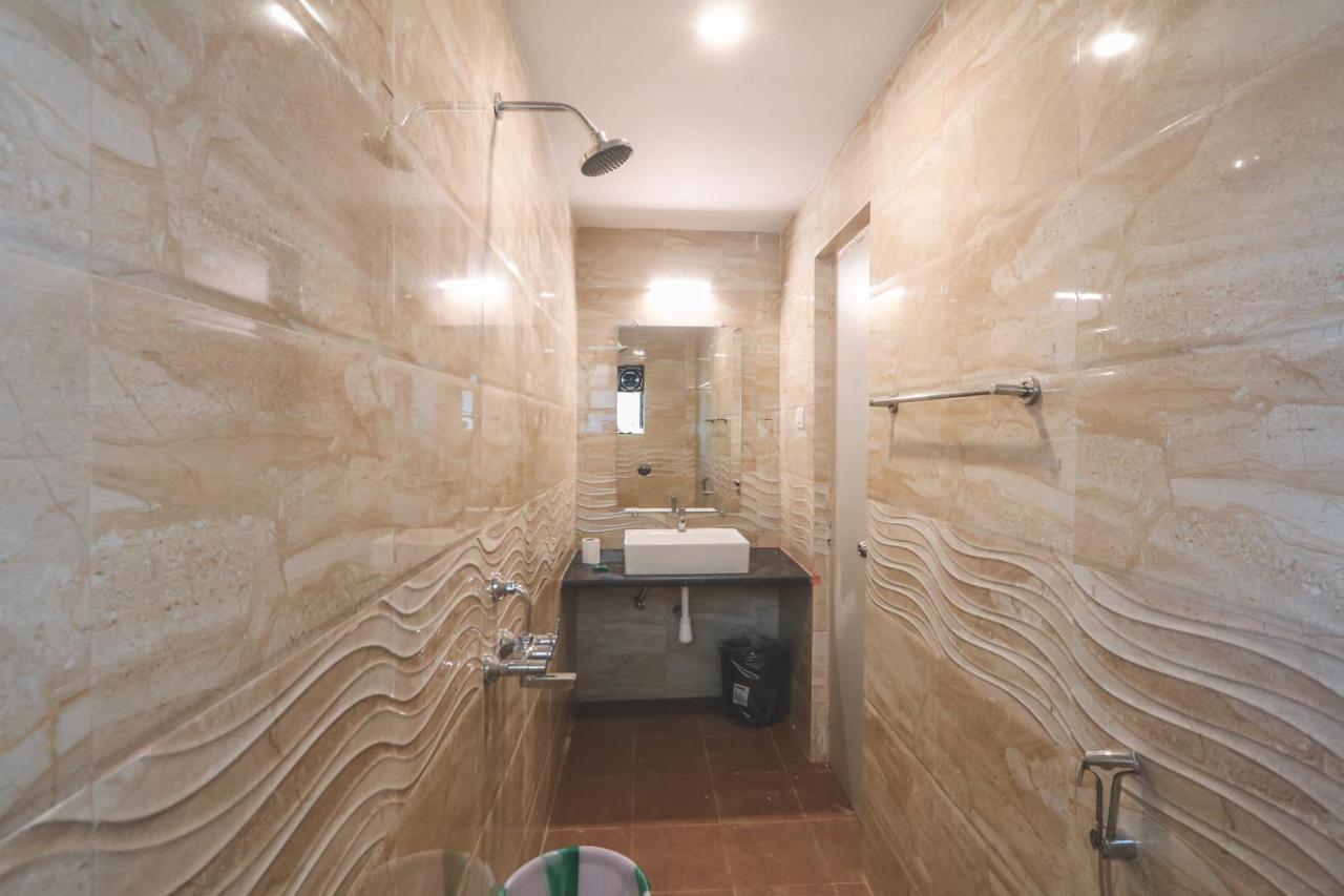 Amber Rooms Porvorim Exterior foto